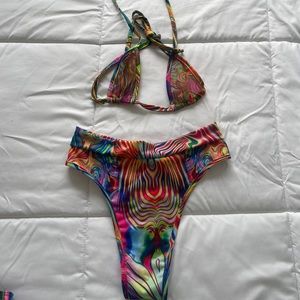 Colorful groovy mesh top 2 piece